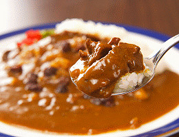 ホテルメイドの夕食カレーを無料でご提供