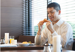 朝食バイキング